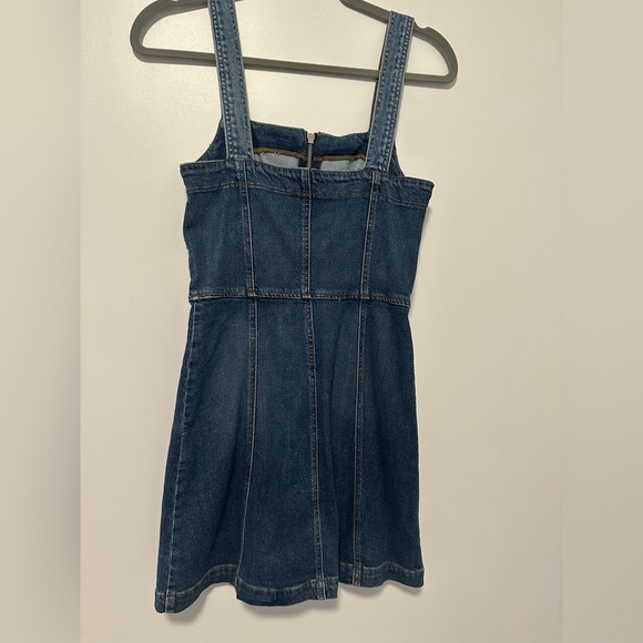 Reformation denim dress with adjustable zipper. Never worn, brand new! - Picture 4 of 5